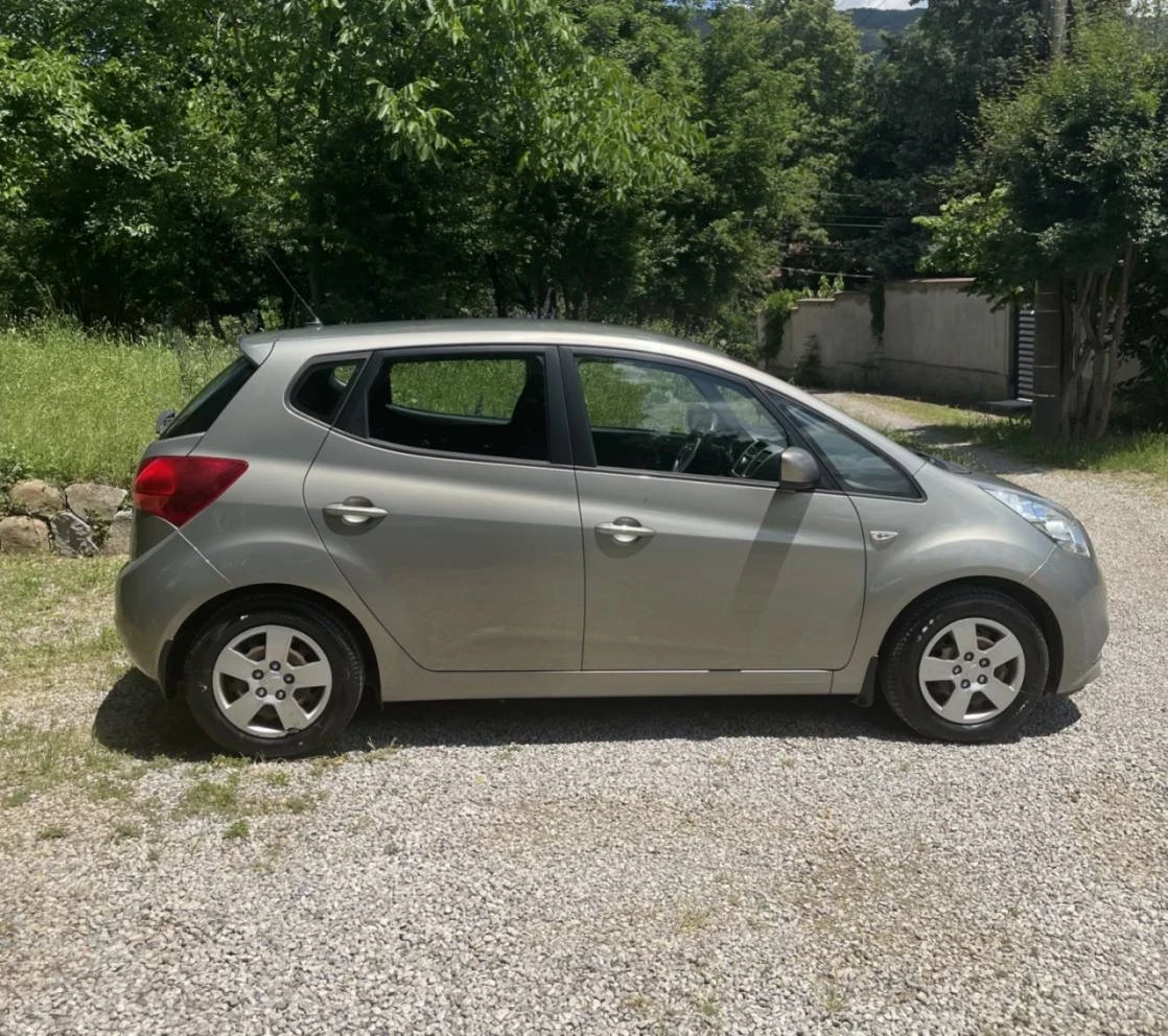 Kia Venga 1.4 CRDi, снимка 3 - Автомобили и джипове - 54989915