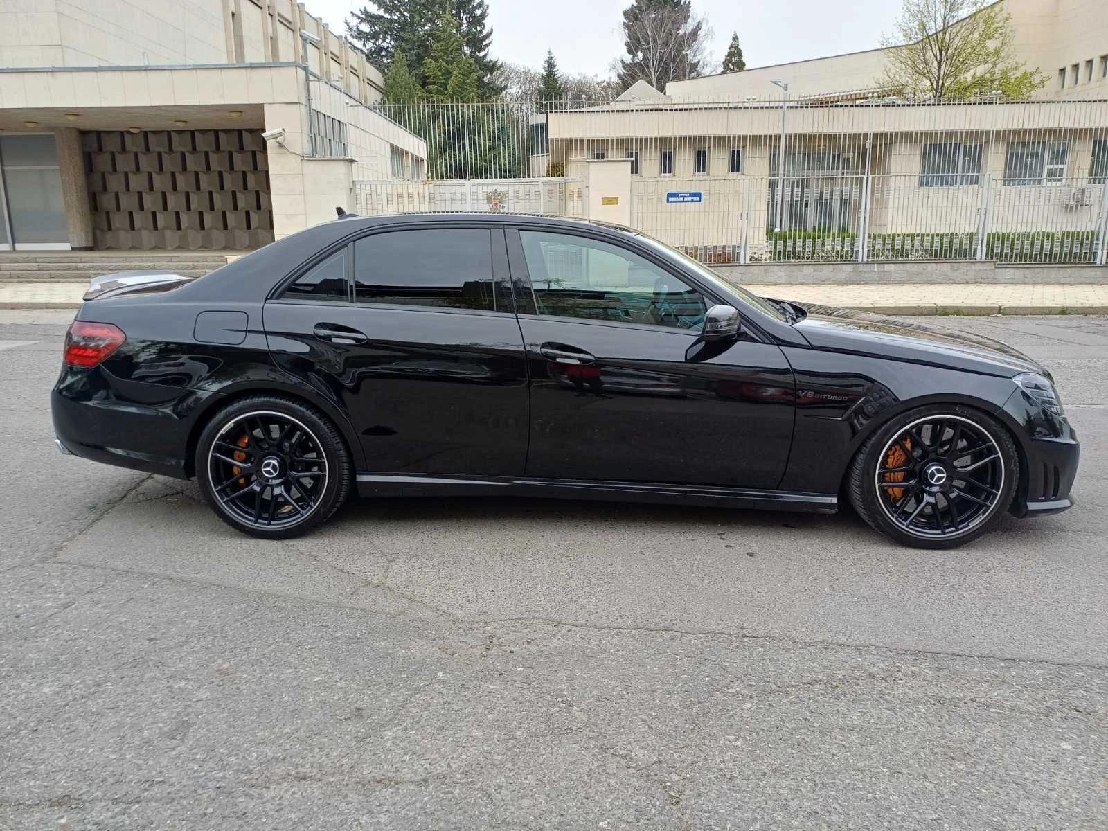 Mercedes-Benz E 63 AMG, снимка 6 - Автомобили и джипове - 55085228