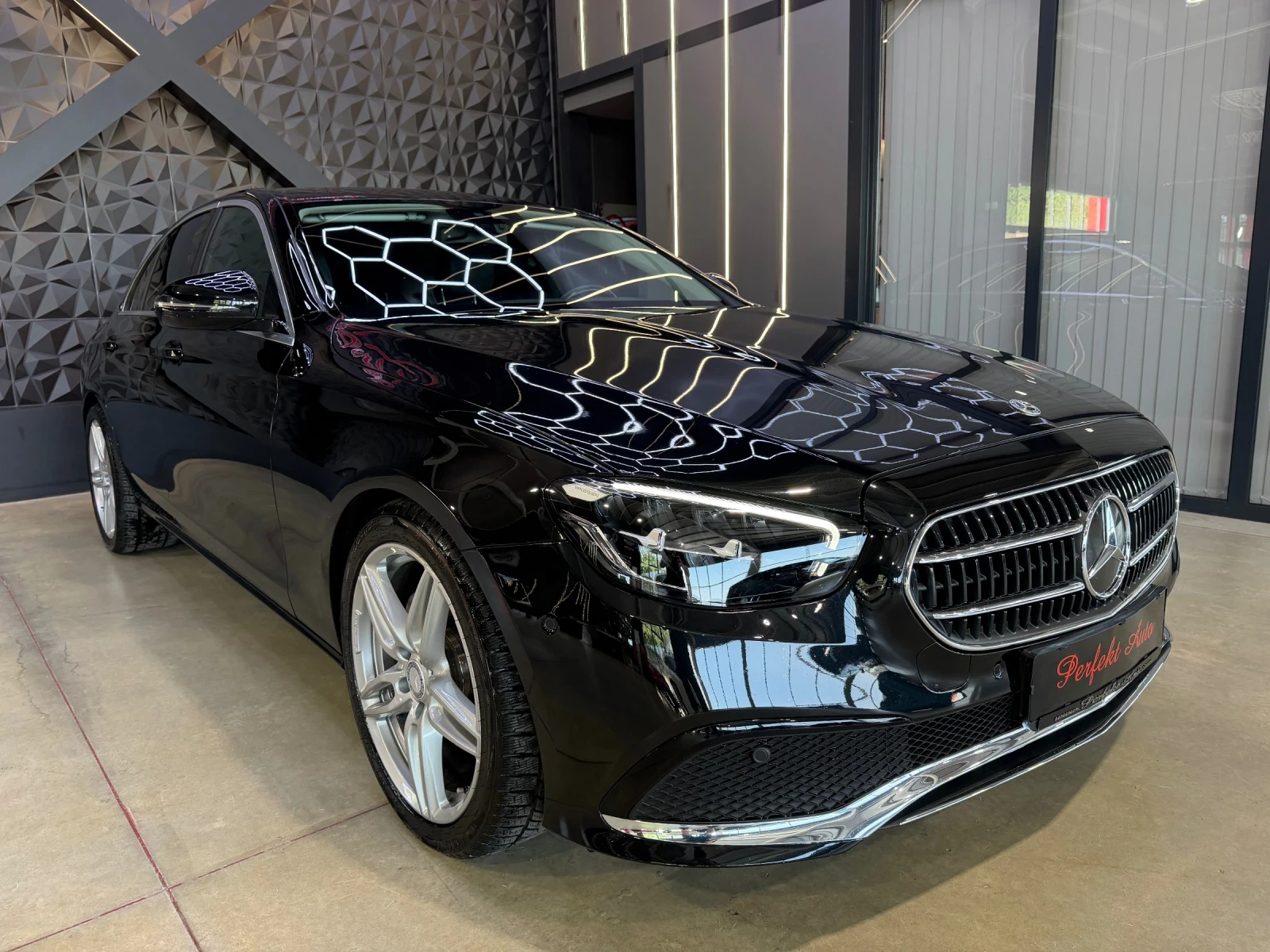 Mercedes-Benz E 220 d * LED * 