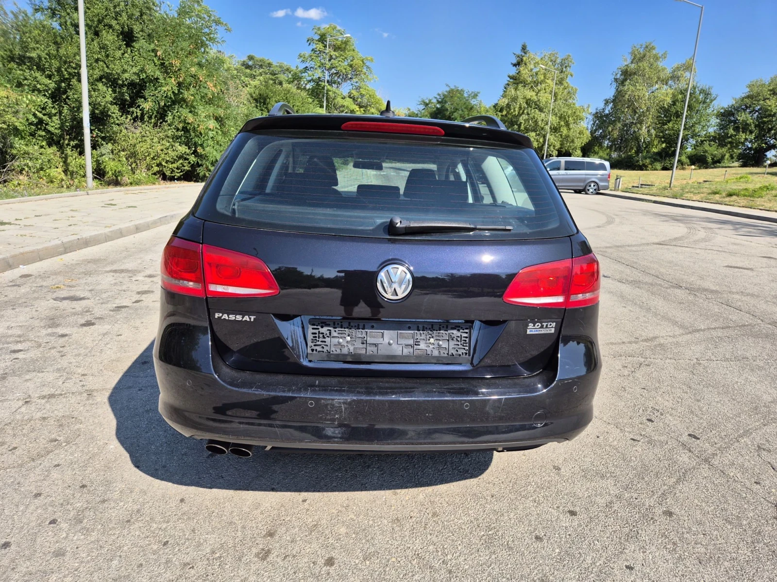 VW Passat 2.0TDI Comfortline 140кс Navi Подгрев, снимка 6 - Автомобили и джипове - 55616504
