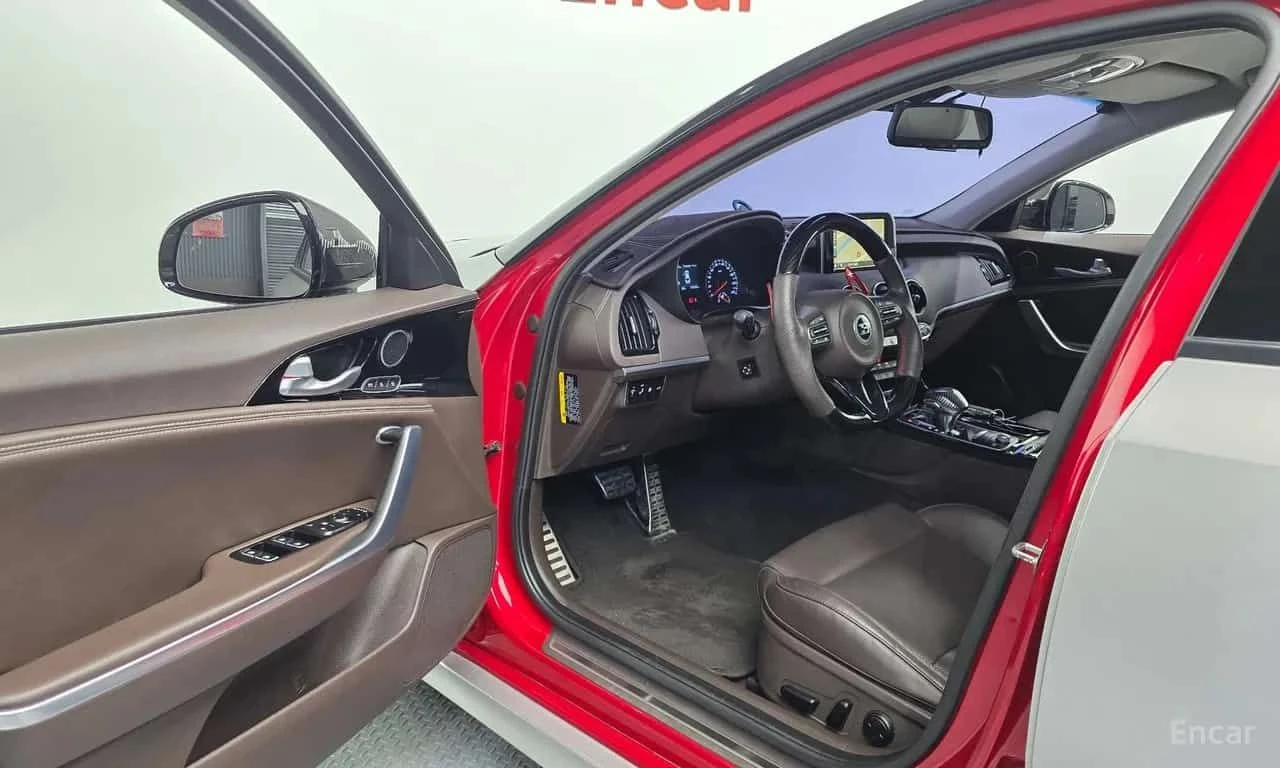 Kia Stinger * 3.3 Turbo AWD * ЦЕНА ДО БГ, снимка 5 - Автомобили и джипове - 55709472