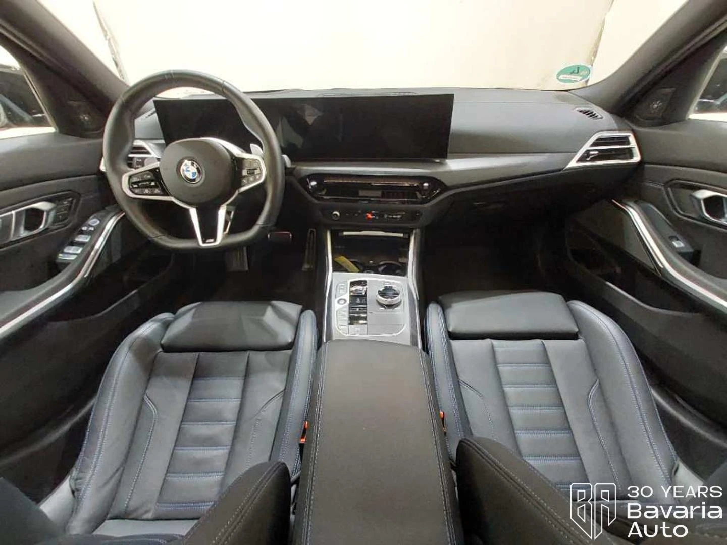 BMW 320 d Touring xDrive M Sport Paket, снимка 6 - Автомобили и джипове - 55879109