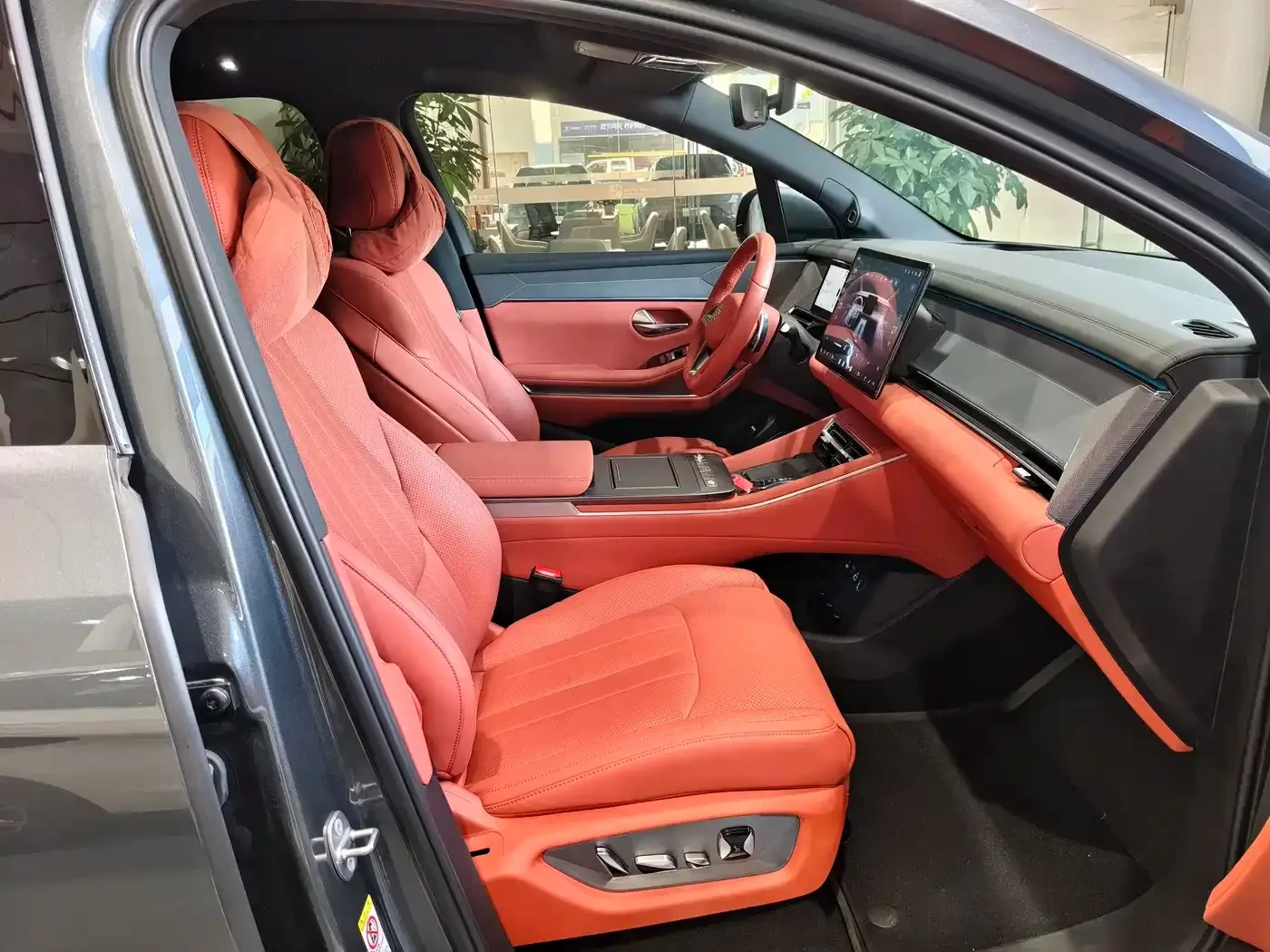 BYD Tang 2025 EV 600KM AWD LiDAR Flagship Edition | Mobile.bg � ����������� 14