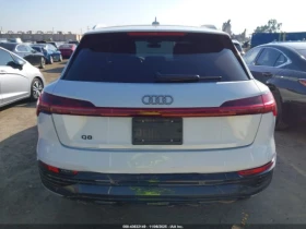 Audi Q8 E-TRON* PREMIUM PLUS* QUATTRO* ДИСТРОНИК* ПАНОРАМА, снимка 15
