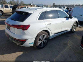 Audi Q8 E-TRON* PREMIUM PLUS* QUATTRO* ДИСТРОНИК* ПАНОРАМА - 26000 € / 50851.58 лв. - 56870656 4