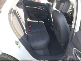 Audi Q8 E-TRON* PREMIUM PLUS* QUATTRO* ДИСТРОНИК* ПАНОРАМА - 26000 € / 50851.58 лв. - 56870656 8