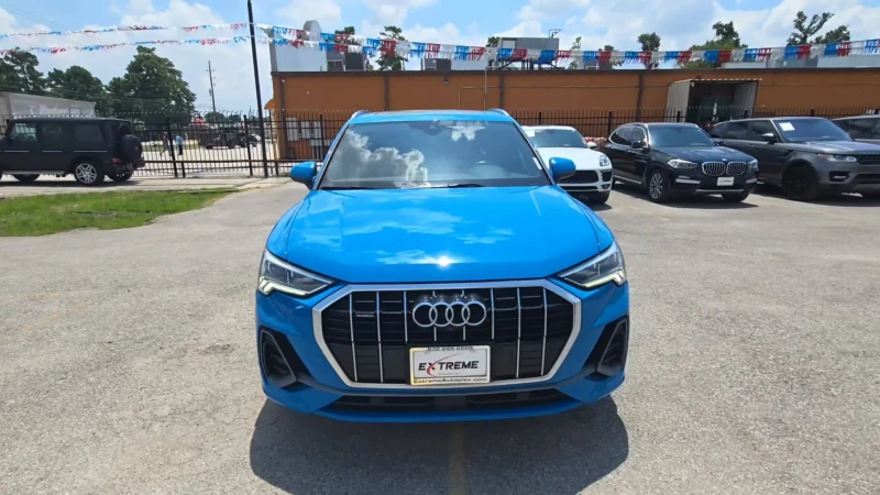 Audi Q3 S line Prestige Автоматично паркиране Дистроник, снимка 1 - Автомобили и джипове - 47497796