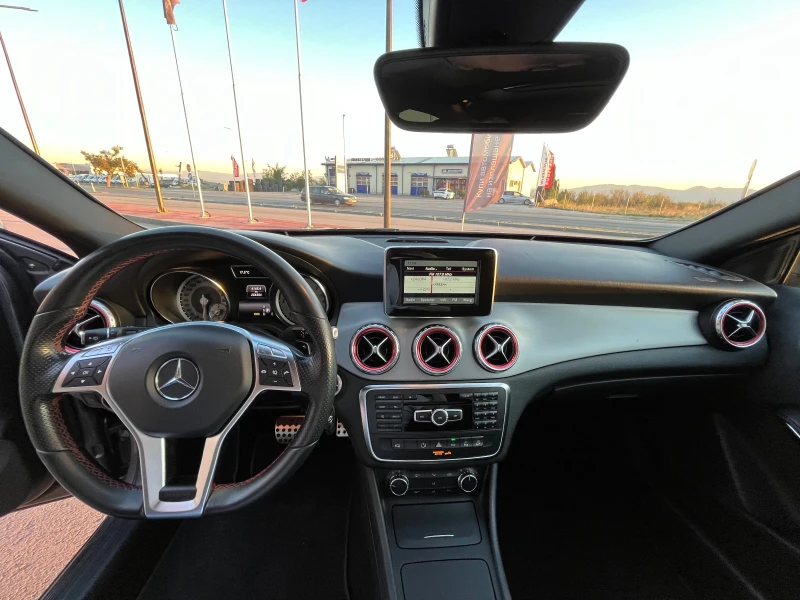 Mercedes-Benz GLA 200; 4MATIC;PANORAMA;NAVI, снимка 11 - Автомобили и джипове - 47680817