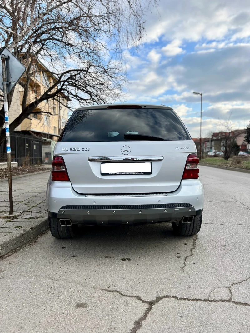 Mercedes-Benz ML 320, снимка 5 - Автомобили и джипове - 48732529