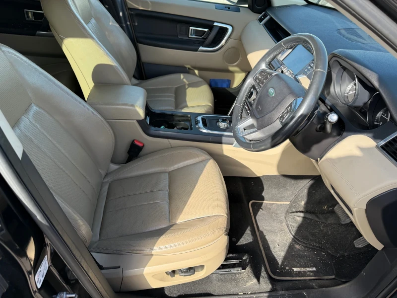 Land Rover Discovery Sport 204DTD 180кс на части, снимка 7 - Автомобили и джипове - 49929345
