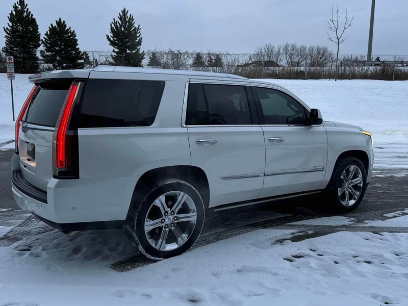 Cadillac Escalade * Premium Luxury * CARFAX * БЕЗ ПЪРВОНАЧАЛНА ВНОСК, снимка 3 - Автомобили и джипове - 53032939