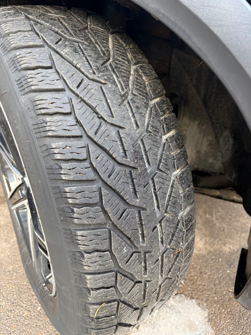 Volvo Xc90 2.4 D5, снимка 12 - Автомобили и джипове - 53362378