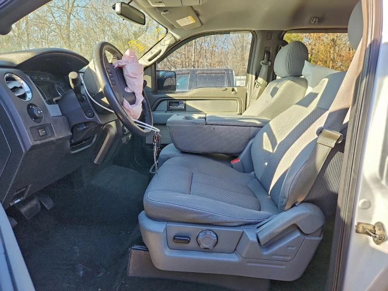 Ford F150 3.5L 6 4x4 w/Rear Wheel Drv, снимка 11 - Автомобили и джипове - 53144481