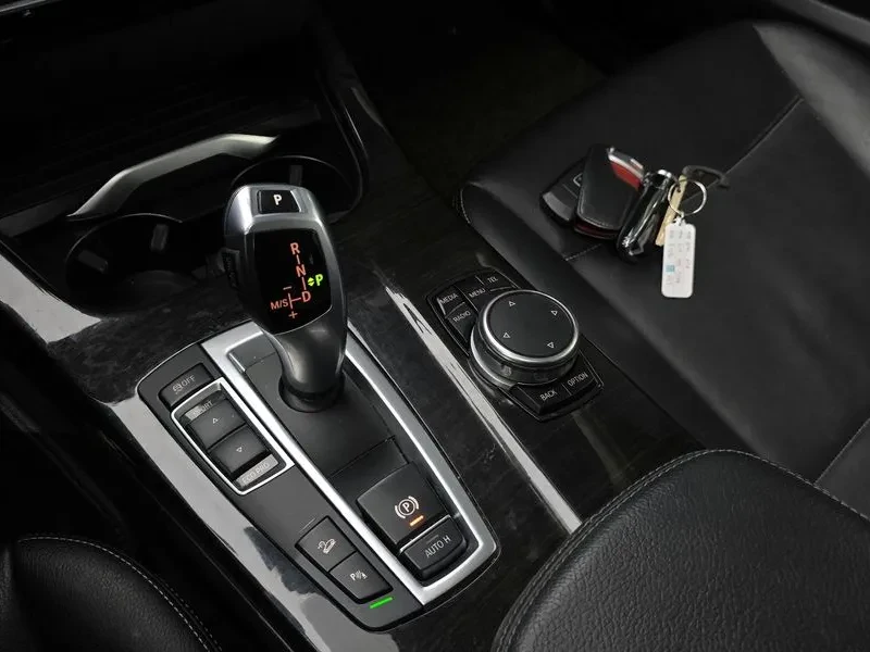 BMW X4  xDrive20D, снимка 17 - Автомобили и джипове - 55352012