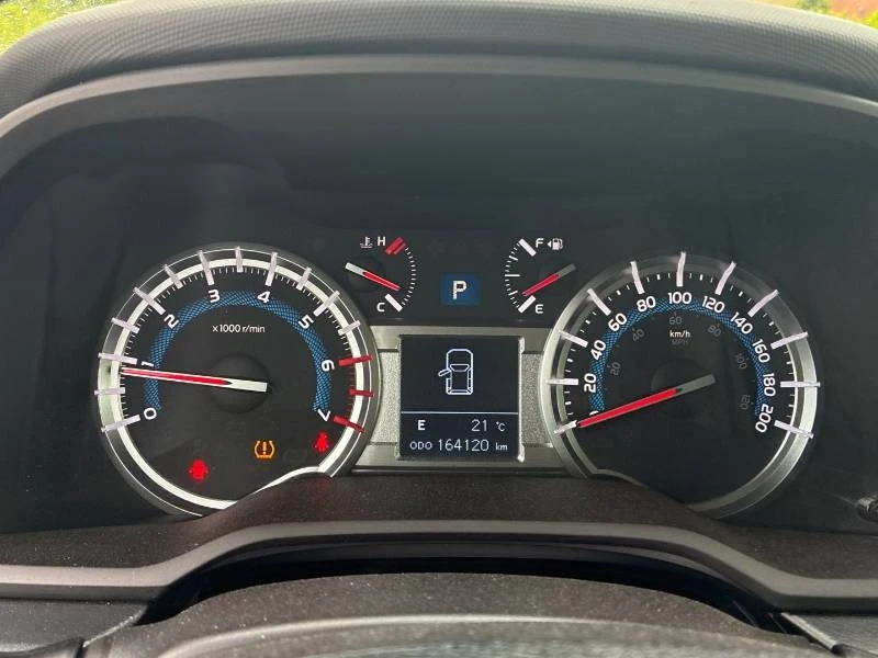 Toyota 4runner * 4WD * ОБДУХВАНЕ * PANO * CARFAX , снимка 11 - Автомобили и джипове - 55749666