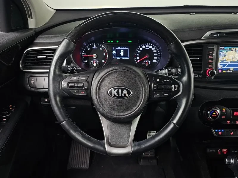 Kia Sorento 2.2 CRDI 4WD - ���� 30% ����� | Mobile.bg � ����������� 12