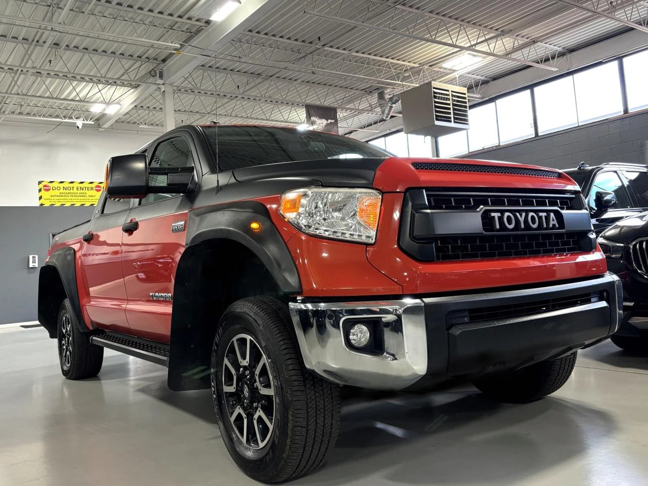 Toyota Tundra SR5 Plus| 4X4| HARLEY-DAVIDSON| NAV - [1] 