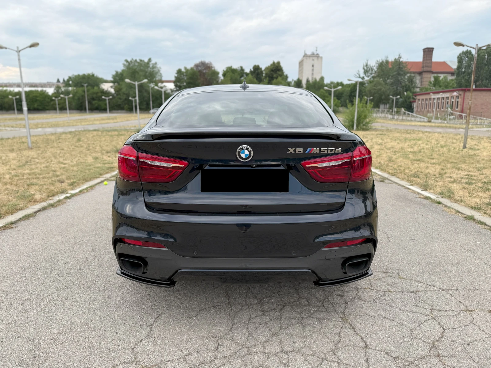 BMW X6 M50d - изображение 5