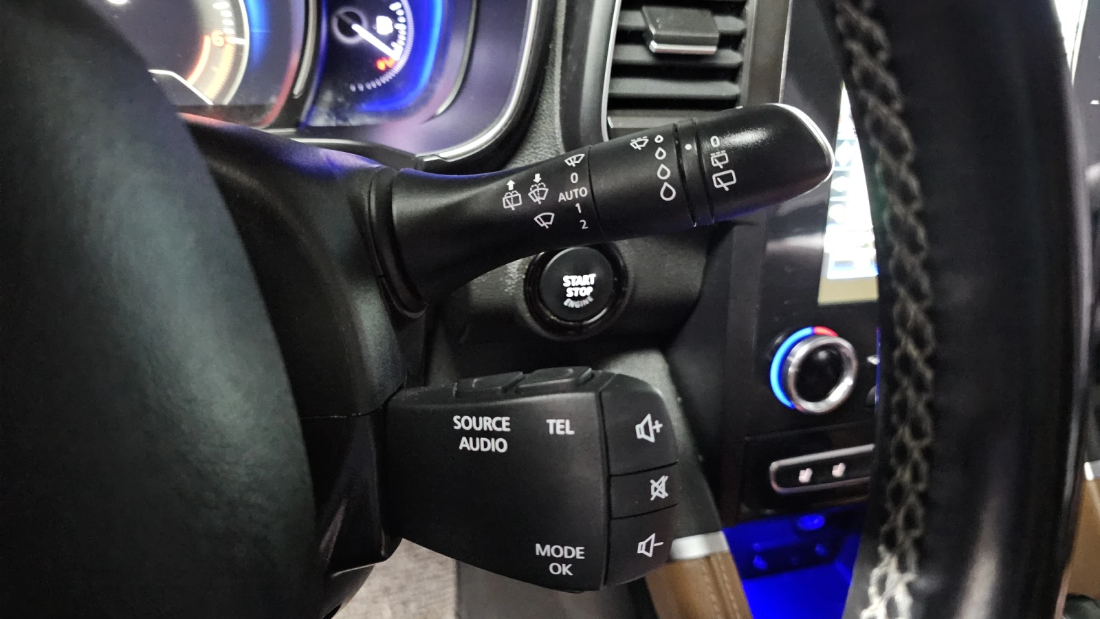 Renault Koleos 2.0LPE 2WD SIGNATURE autogeorge.com - изображение 10