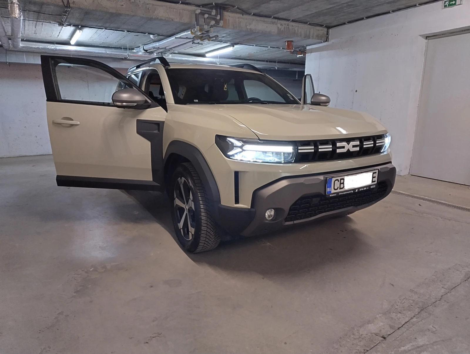 Dacia Duster Journey 4X4 - изображение 4