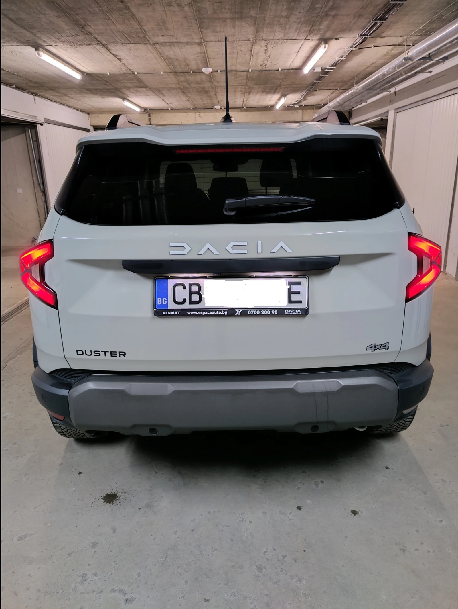 Dacia Duster Journey 4X4 - изображение 6