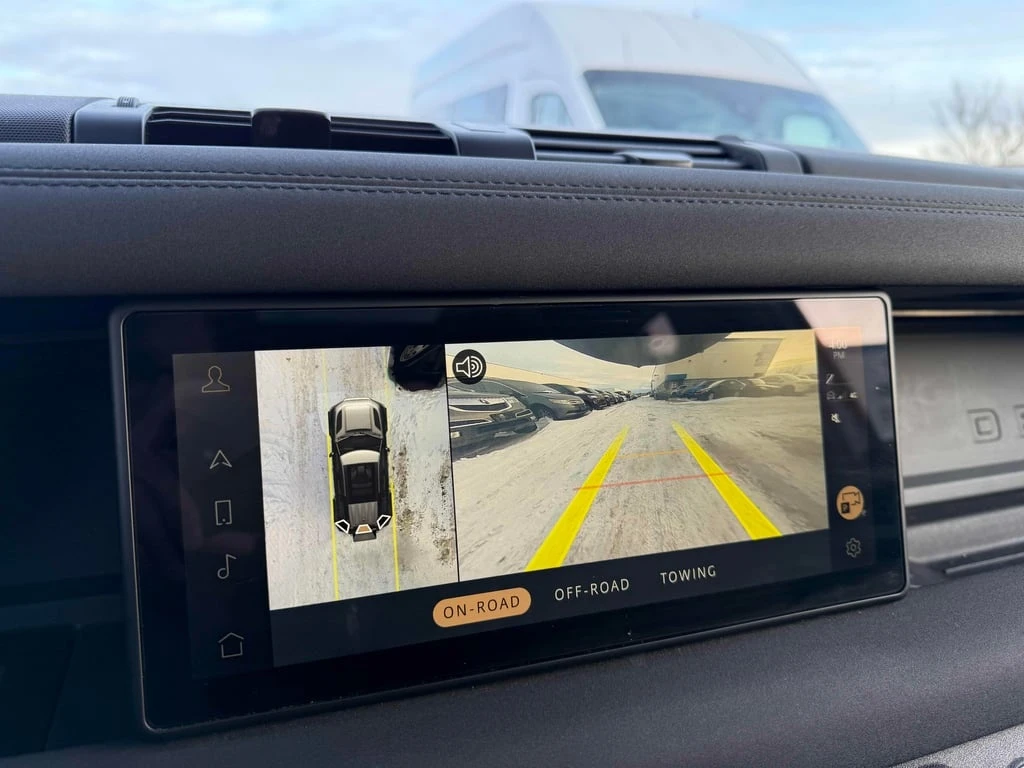 Land Rover Defender * 110 X Dynamic SE AWD * CARFAX * ��� ������������ | Mobile.bg � ����������� 11