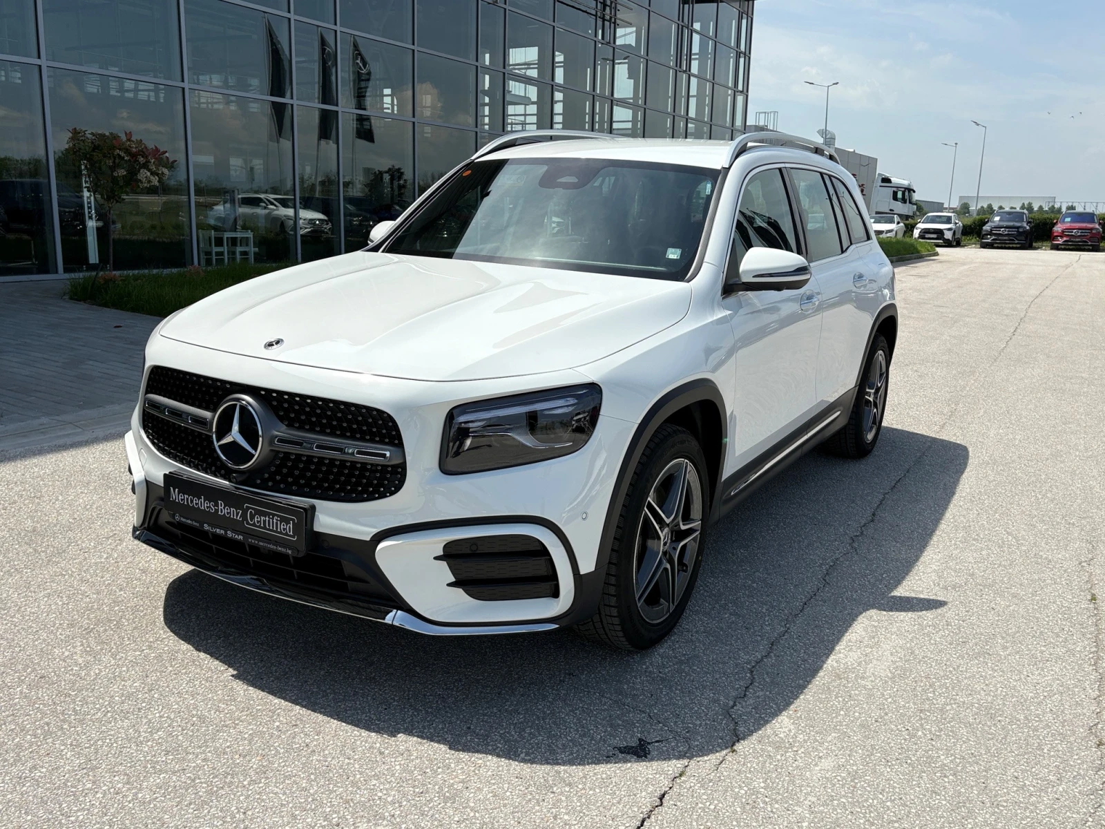 Mercedes-Benz GLB 200d 4MATIC 6+ 1