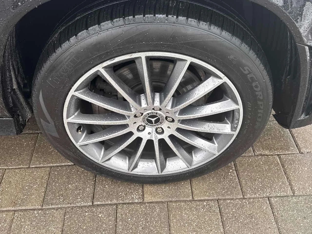 Mercedes-Benz GLE 450  * CARFAX * ВАКУУМ * ДИСТРОНИК * АМГ ПАКЕТ - изображение 7