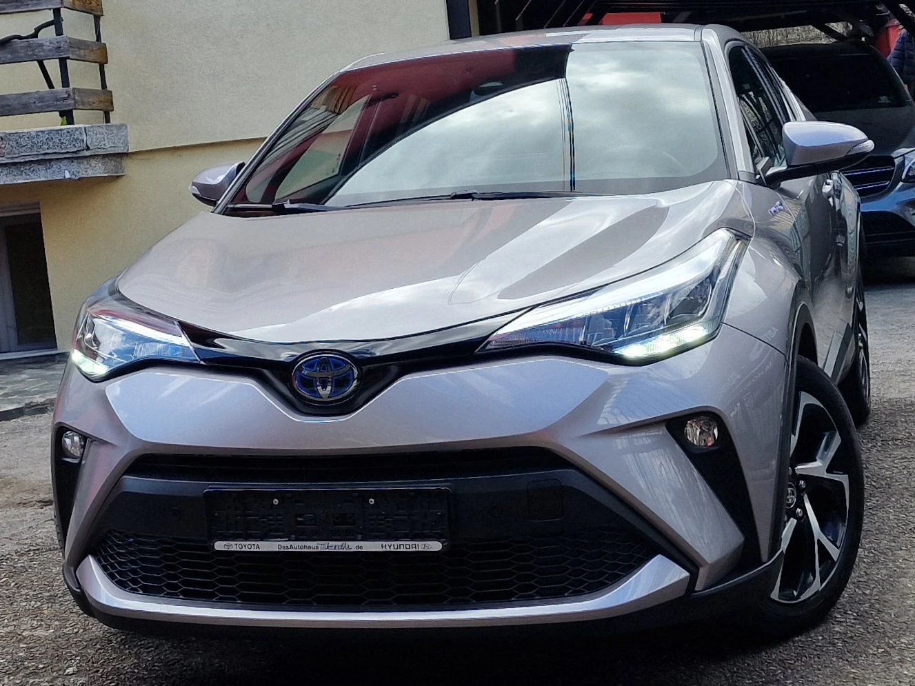 Toyota C-HR /2.0-HYBRID/ГАРАНЦИОНЕН/ГЕРМАНИЯ/58915км./FACELIFT, снимка 3 - Автомобили и джипове - 54164951