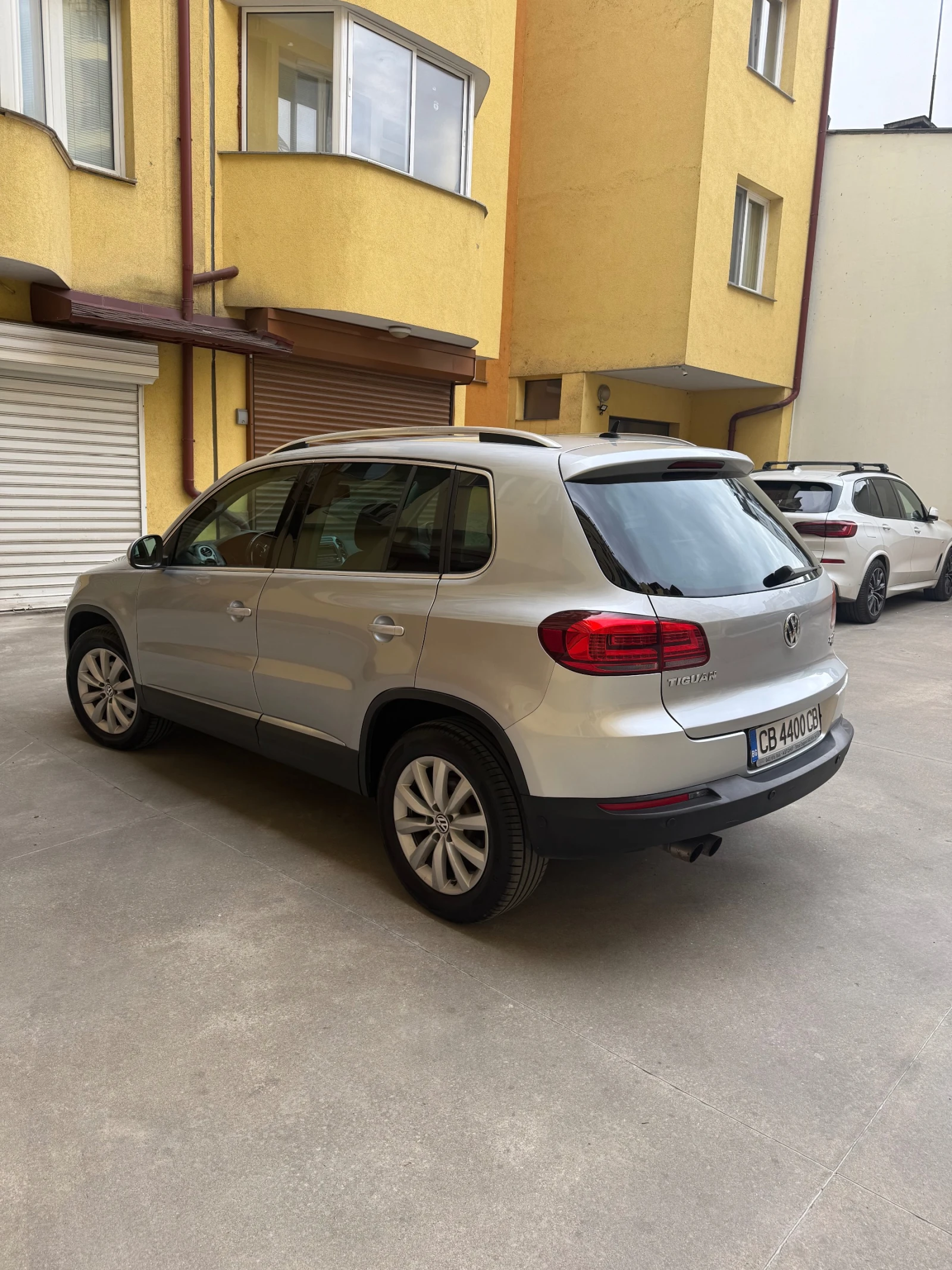 VW Tiguan Facelift, снимка 4 - Автомобили и джипове - 54663599