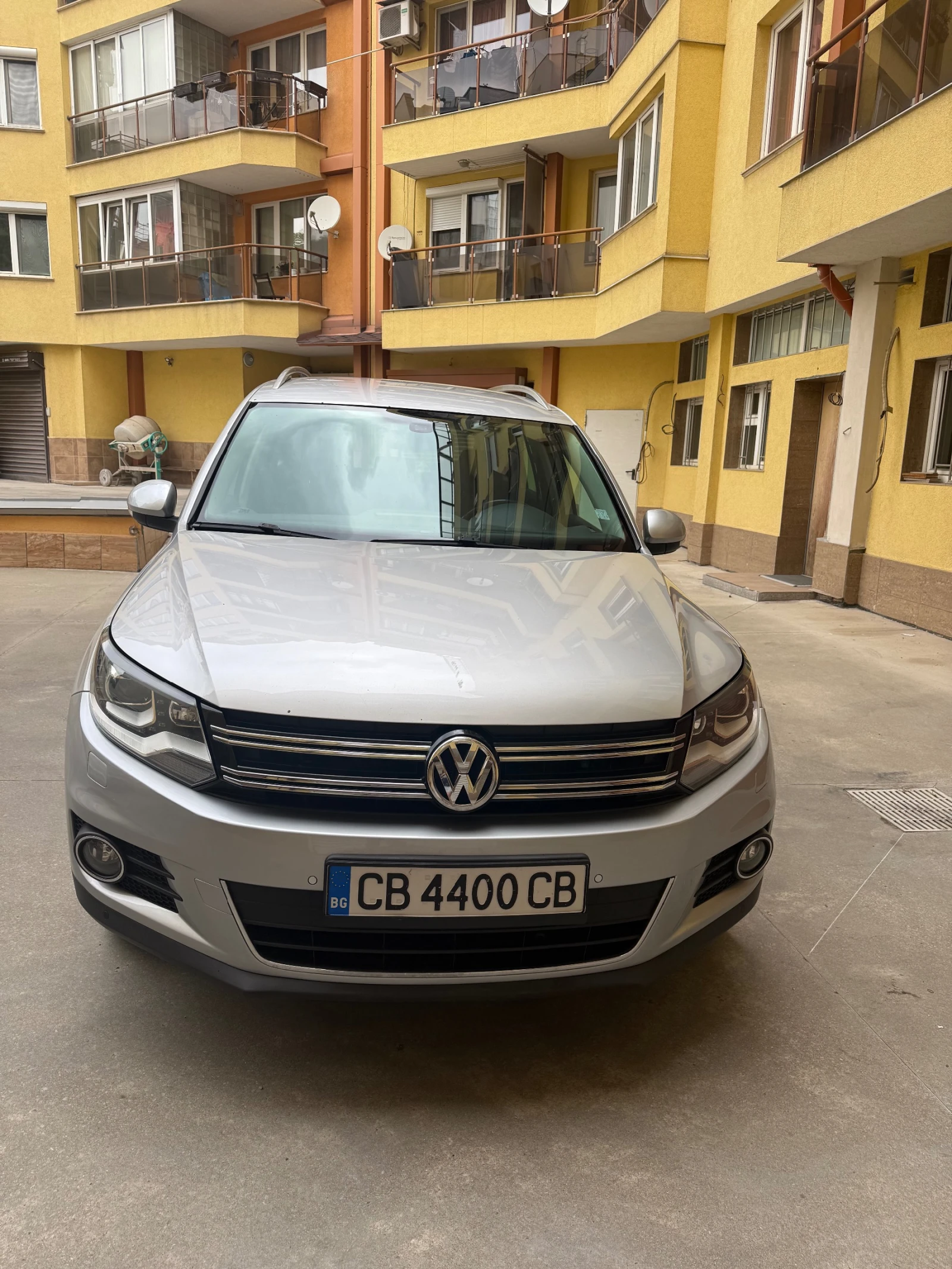 VW Tiguan Facelift, снимка 2 - Автомобили и джипове - 54663599