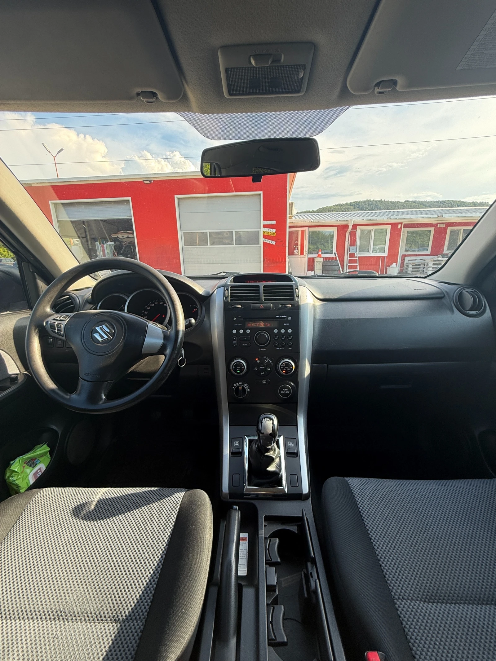Suzuki Vitara АВТОПИЛОТ, ОФРОУД, РЕАЛНИ КИЛОМЕТРИ, снимка 9 - Автомобили и джипове - 54773761