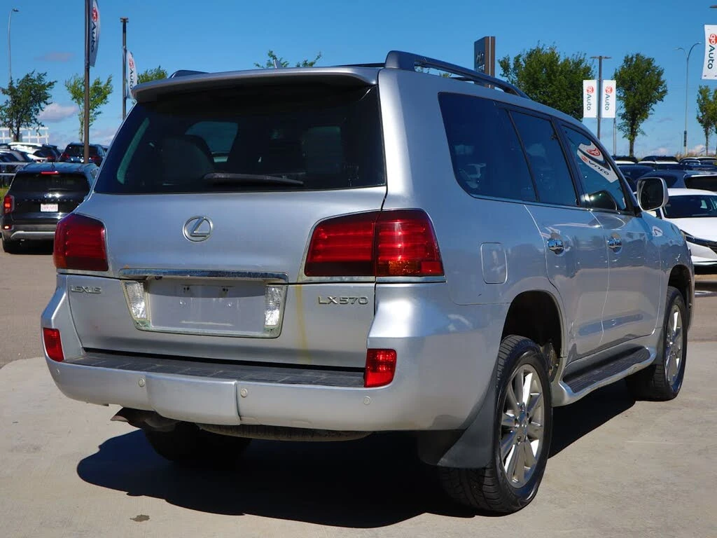 Lexus LX 570 MARK LEV* КАМЕРА* ОБДУХВАНЕ* ШИБИДАХ* КРАЙНА ЦЕНА, снимка 6 - Автомобили и джипове - 55942552