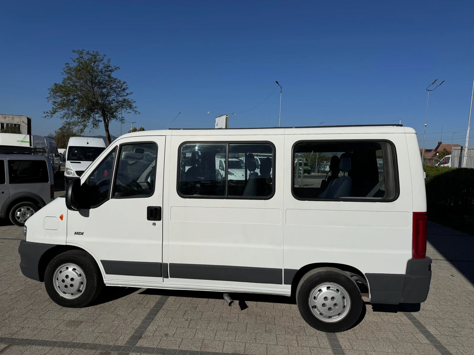 Peugeot Boxer 2.8HDI Климатик 9-местен - изображение 4