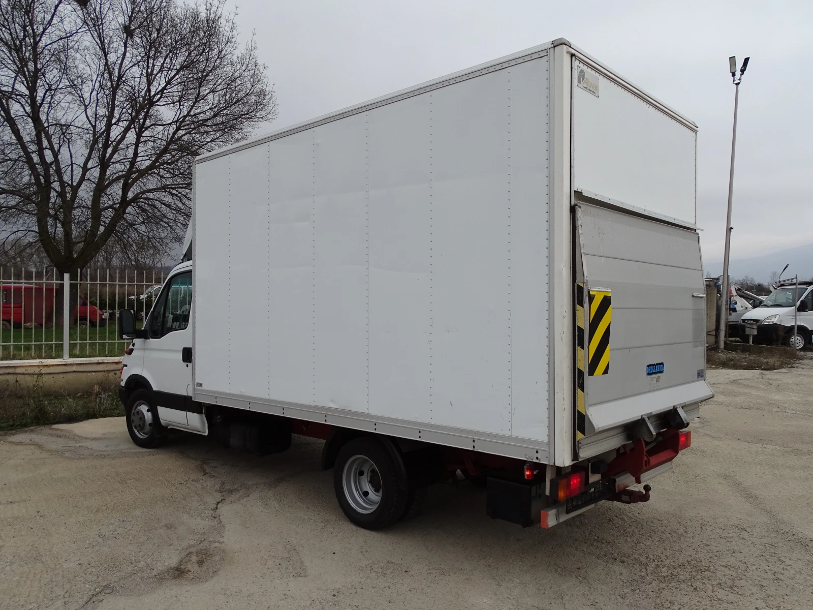 Iveco 35c13  - изображение 4