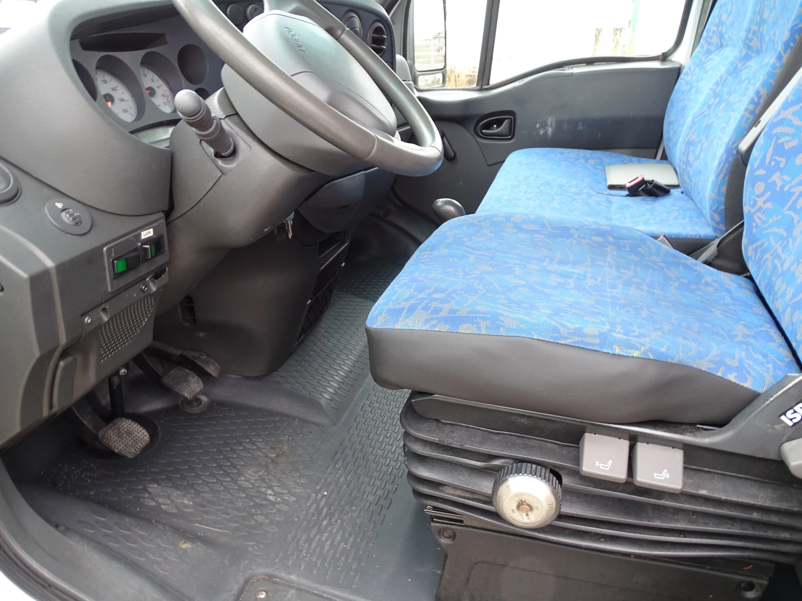 Iveco 35c13  - изображение 10