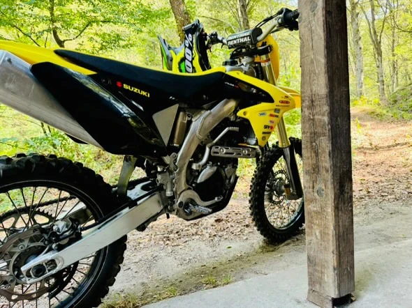 Suzuki Rmz Suzuki RMZ 450 2017, снимка 8 - Мотоциклети и мототехника - 49520037