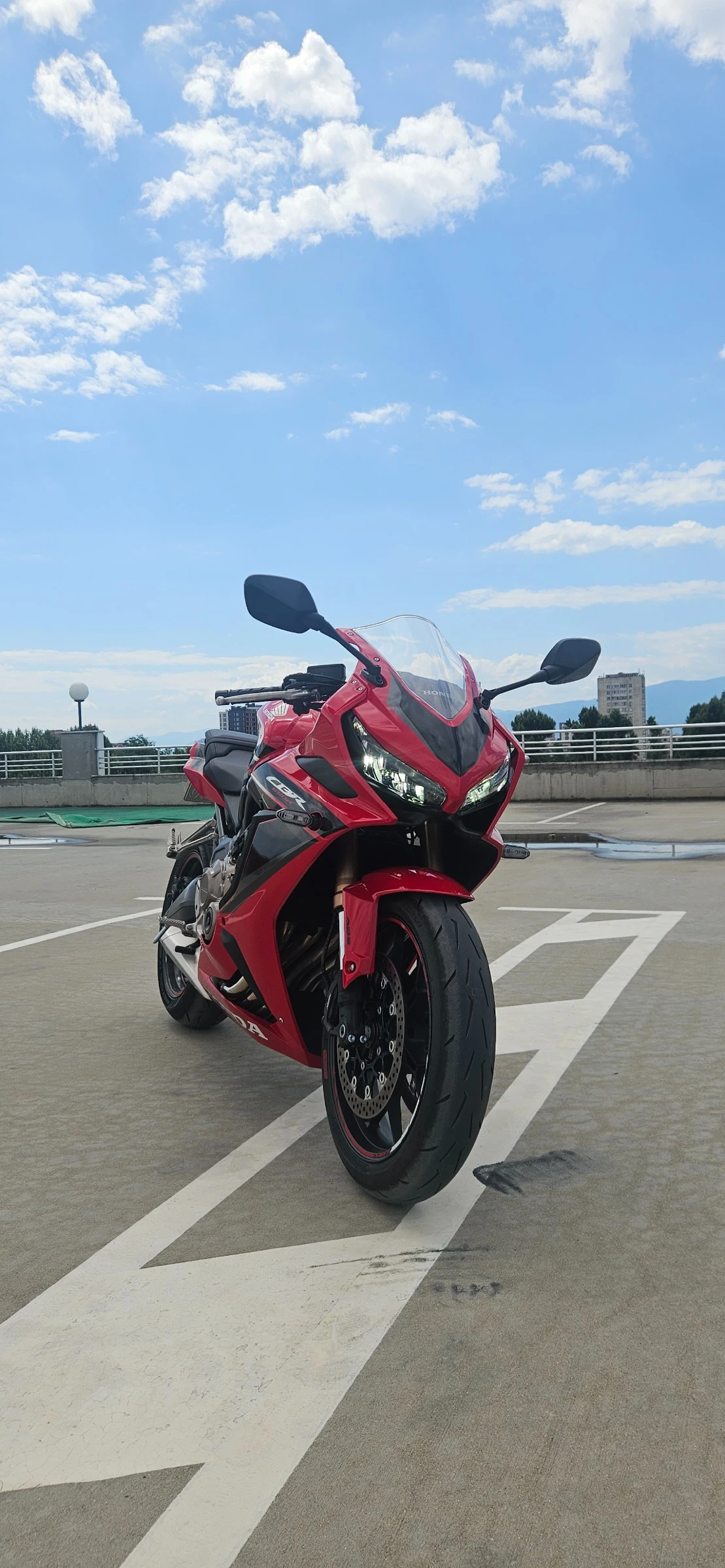 Honda Cbr 650R, снимка 2 - Мотоциклети и мототехника - 55169094