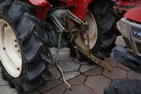 Трактор Yanmar YM2310D 4x4, снимка 8