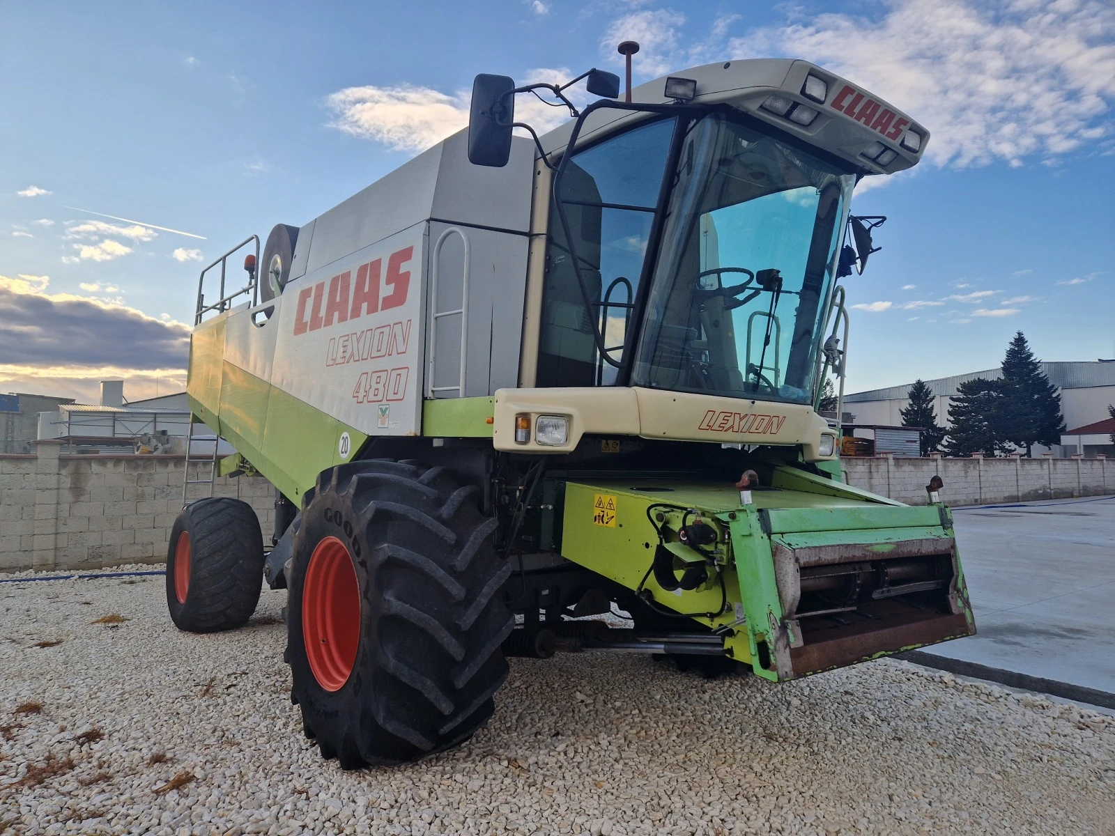 Комбайн Claas lexion 480 - изображение 2