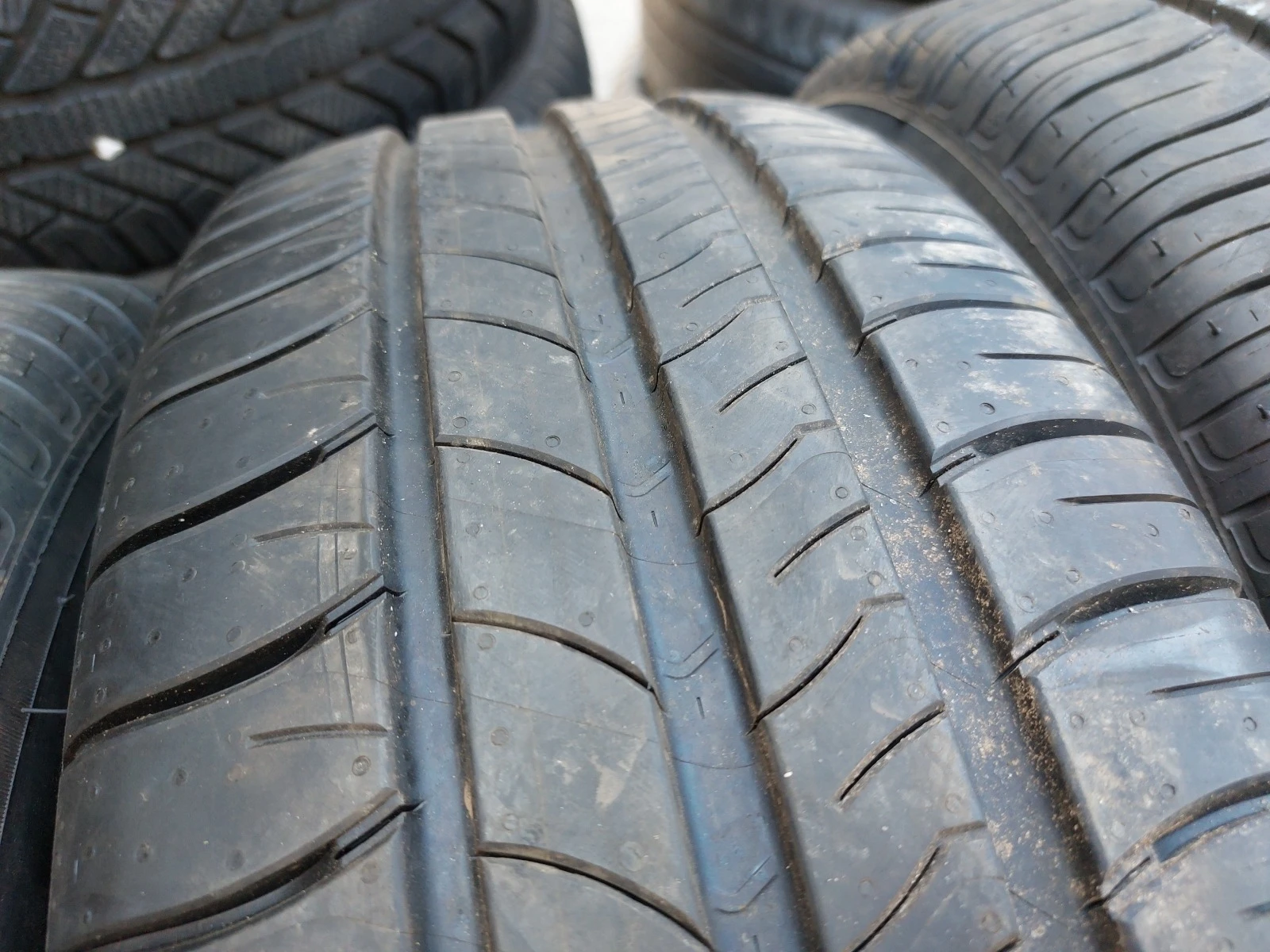 ���� 205/60R16 | Mobile.bg � ����������� 4