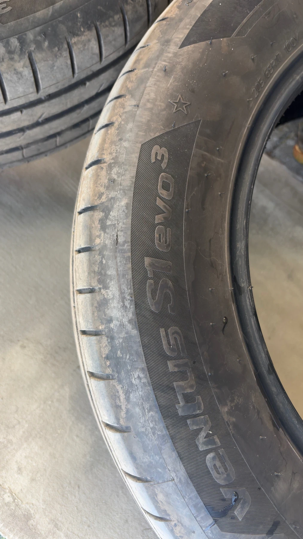 Гуми Летни 205/65R17, снимка 6 - Гуми и джанти - 55608192