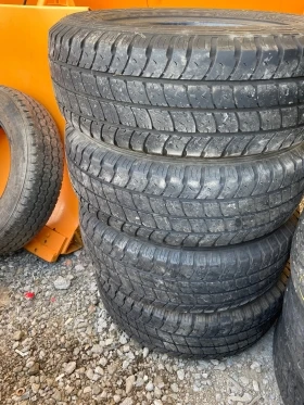 Гуми Всесезонни 215/65R16, снимка 4 - Гуми и джанти - 37463046