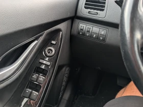 Hyundai Ix20 1.6i Automatic/Camera/Navigation/63хил.км., снимка 11
