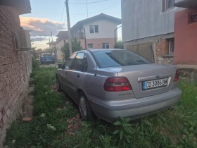  Volvo S40