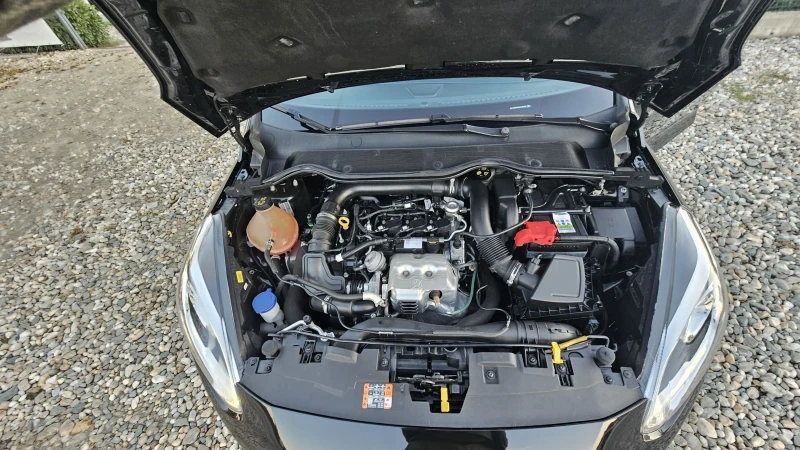 Ford Fiesta 1.0i Titanium, снимка 5 - Автомобили и джипове - 52877303