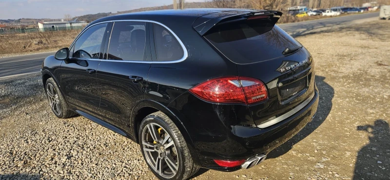 Porsche Cayenne 4.2TDI Ceramic, снимка 10 - Автомобили и джипове - 49538780