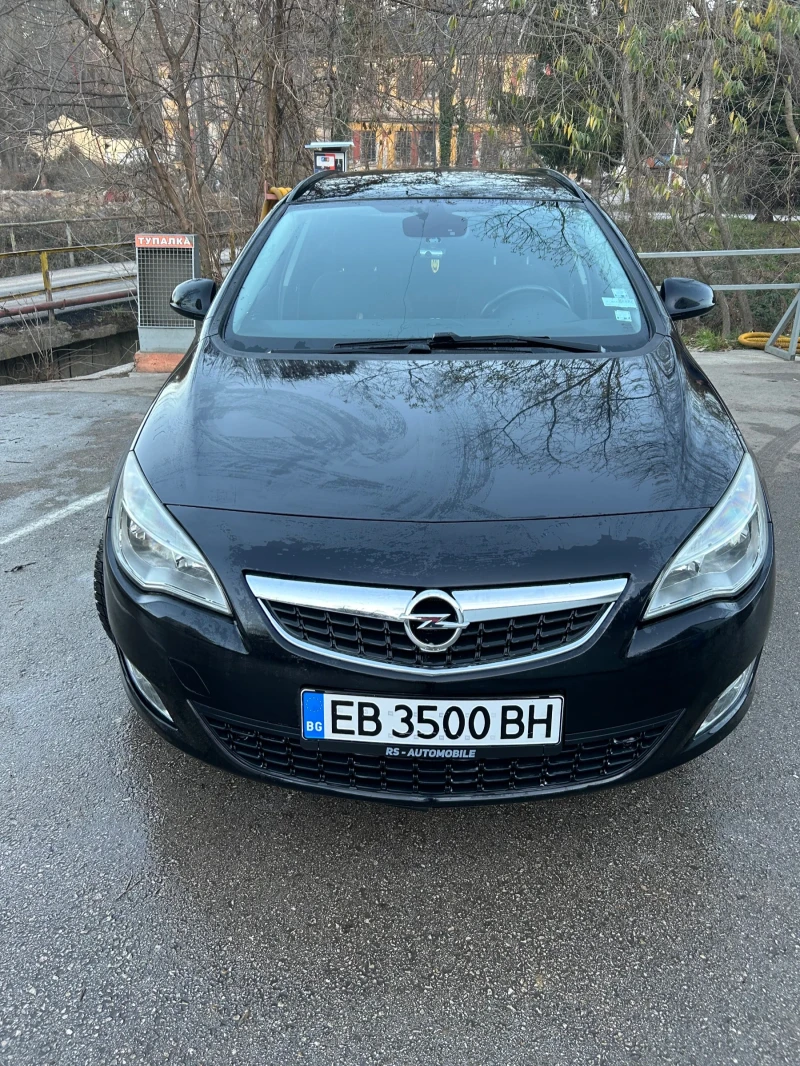 Opel Astra, снимка 1 - Автомобили и джипове - 48723529