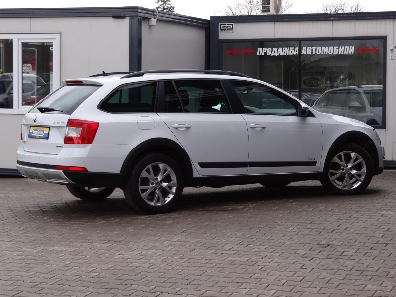 Skoda Octavia Scout 2.0tdi-150k.c. /4 X 4/ Навигация / Euro-6B /, снимка 5 - Автомобили и джипове - 49762391