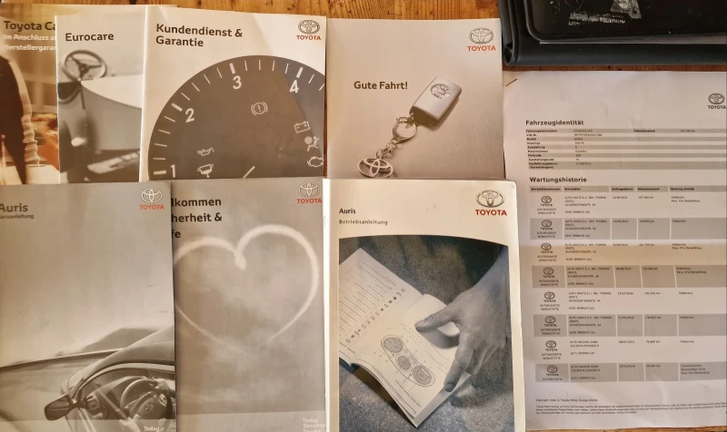 Toyota Auris 1.3VVT-I FACELIFT-10%, снимка 17 - Автомобили и джипове - 51422786